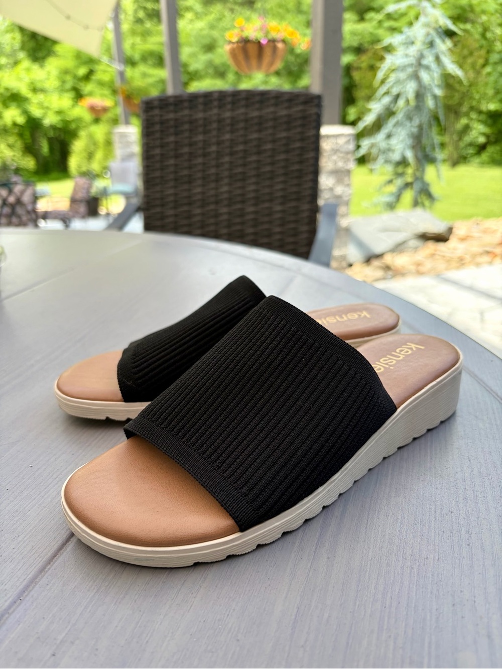 Kensie Black Knit Slide Sandals with Tan Footbed Size 6 💕🖤